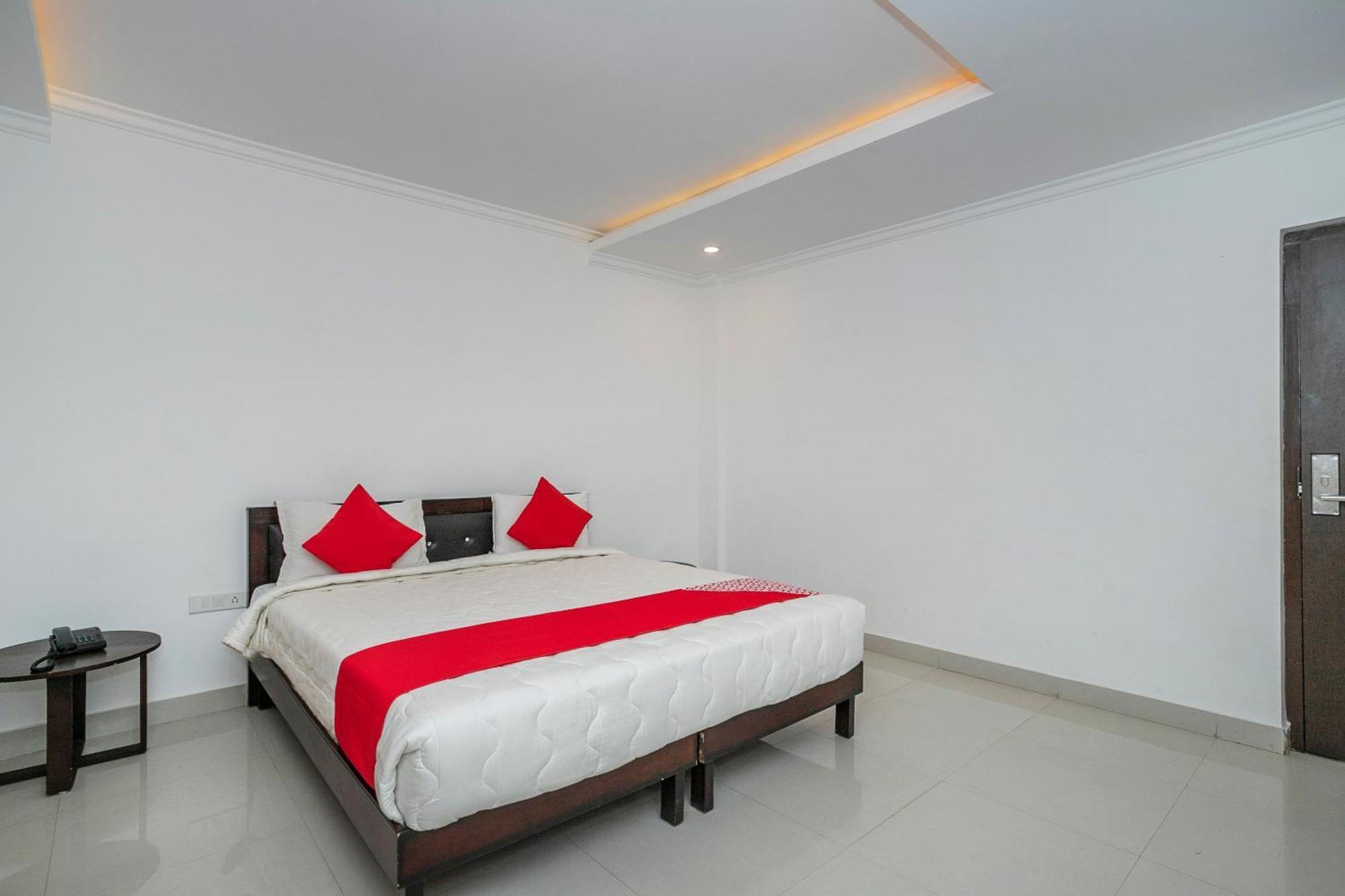 Collection O Cosmopolitan Hotell Devanahalli Eksteriør bilde