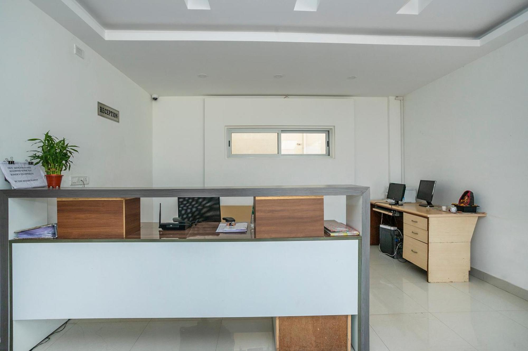 Collection O Cosmopolitan Hotell Devanahalli Eksteriør bilde